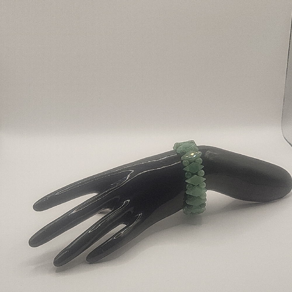 Genuine Adventurine  Tanker Bracelet. Nwt
